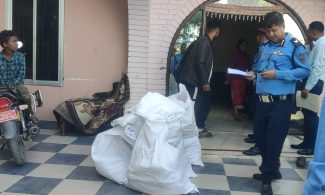 एयरपोर्टदेखि घरसम्म प्रहरीको ‘अपरेसन’ : ठूलो परिमाणमा कपडा जफत, ब्यापारी बब्लु अग्रवाल फरार